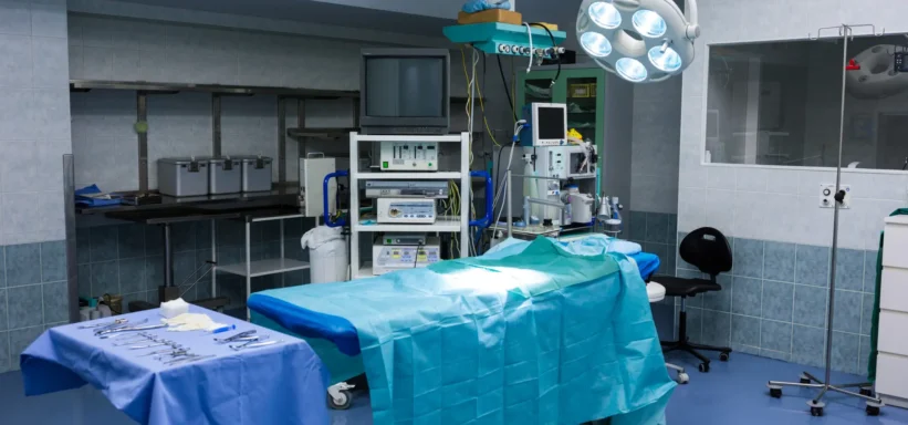 Quirófano esterilizado Procedimientos de bioseguridad en el quirófano para personal médico